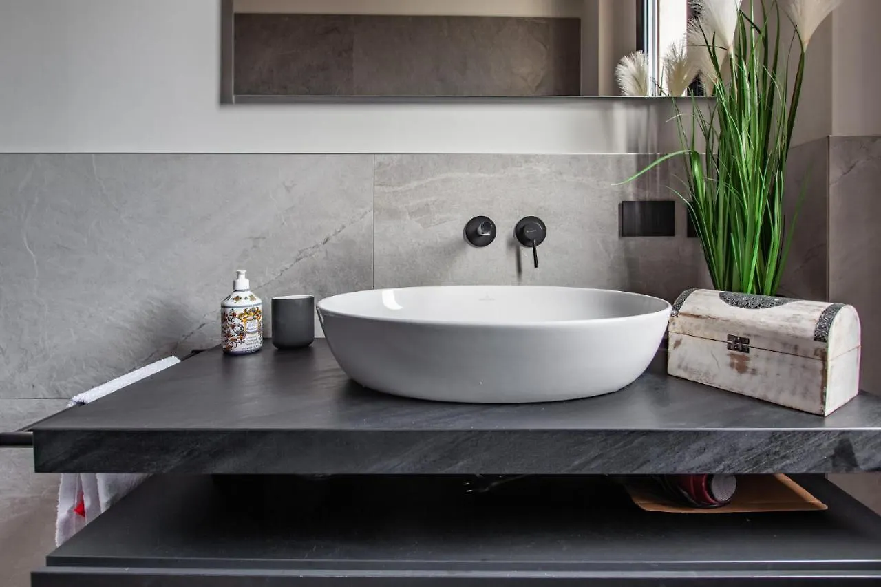 Easylife - Chic E Moderno Bilocale Con Balconcino Sul Naviglio Grande Apartment Milan